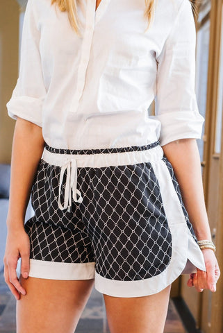 Georgia Bulldogs Chic On Repeat High Contrast Shorts