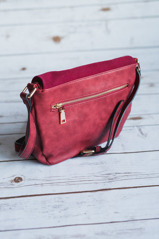 The Statement Crossbody - Wine